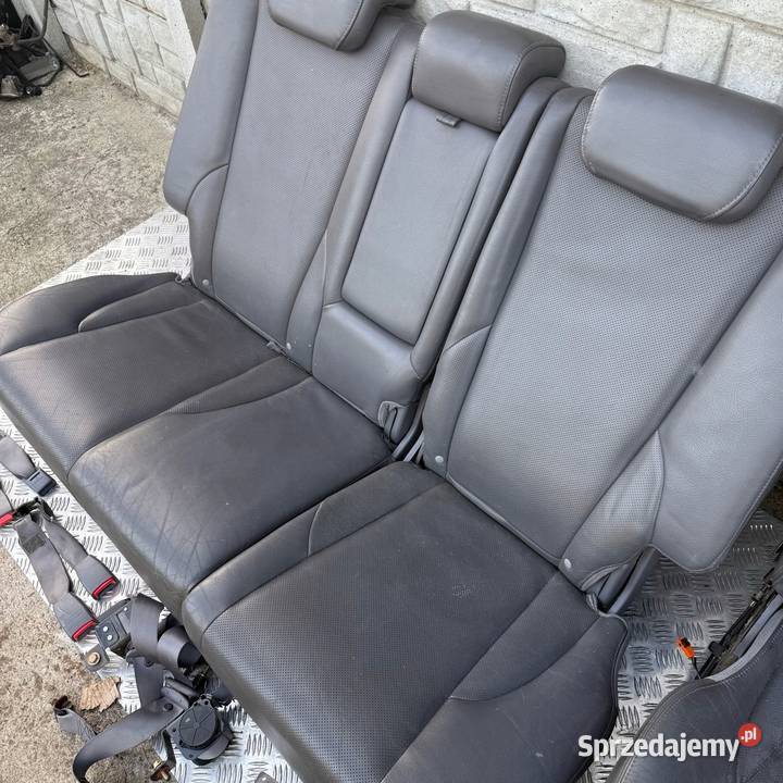 Fotele Kanapa Tył Skóra Pasy Tylne Komplet Barłogi sprzedam