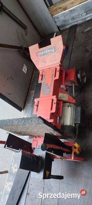 Wynajem łuparka do drewna 6 ton