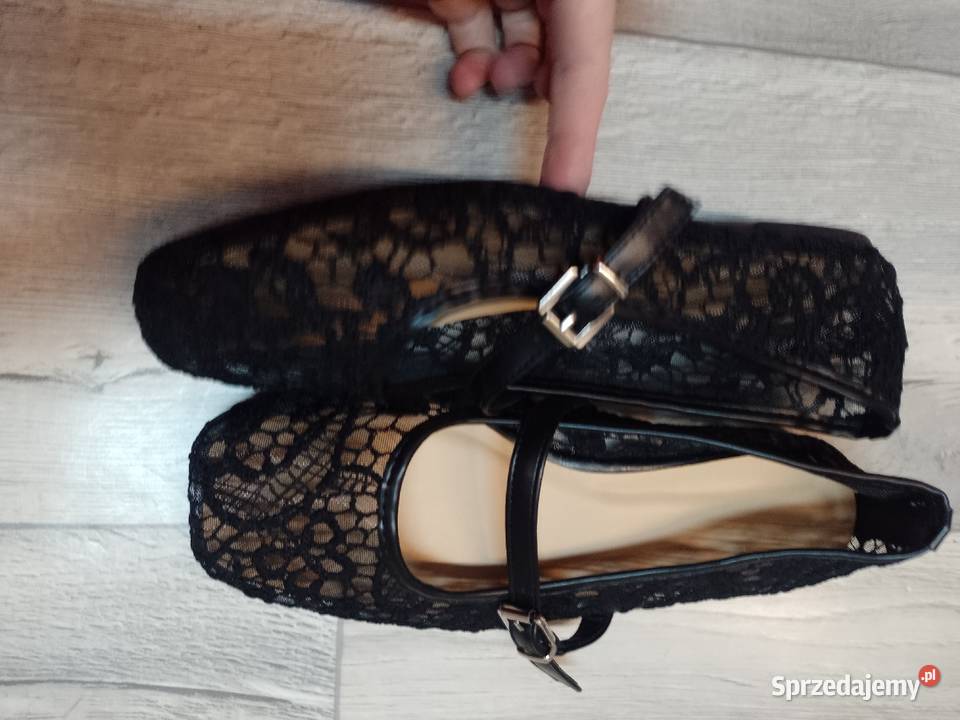 40 Czarne koronkowe baleriny wieczorowe z Kraków sprzedam