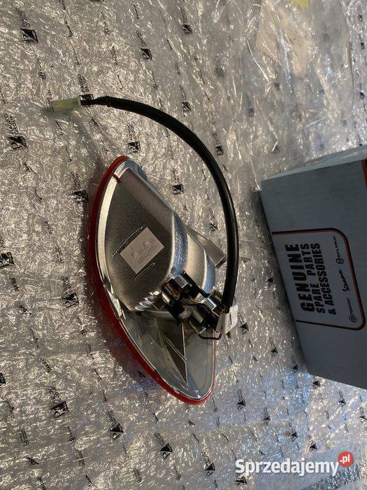 Nowa Lampa Kierunkowskaz Lewy Piaggio X9 Pozostałe Poznań sprzedam