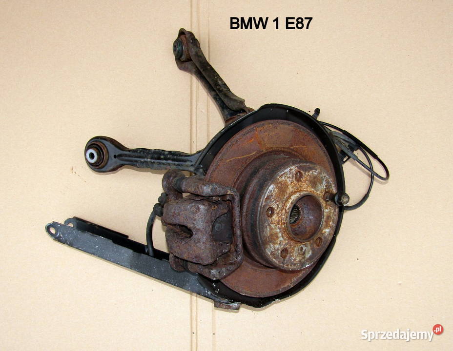 PIASTA ZWROTNICA TYLNA LEWA PRAWA BMW 1 E87 Mysłaków