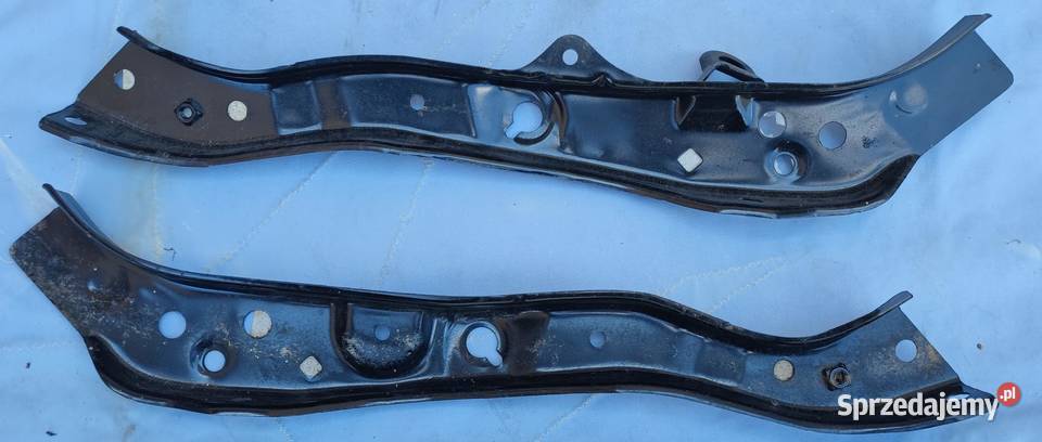 Avensis III Pas przedni strona P L T27 śląskie sprzedam