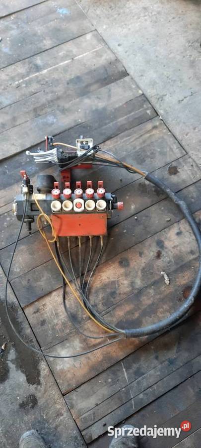 Rozdzielacz stalocisnieniowy 5 sekcji Holder Brzeziny