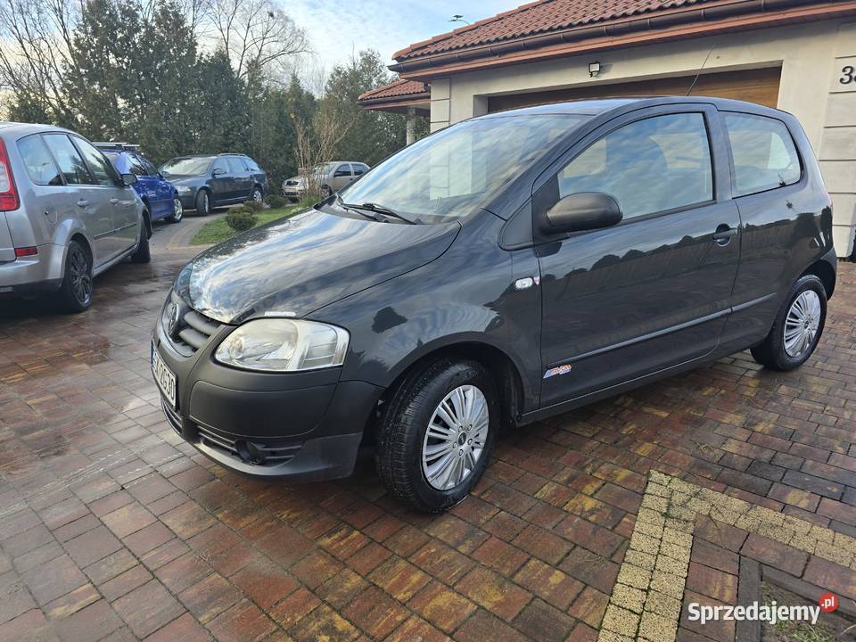 Volkswagen Fox 12 Fox Mokobody