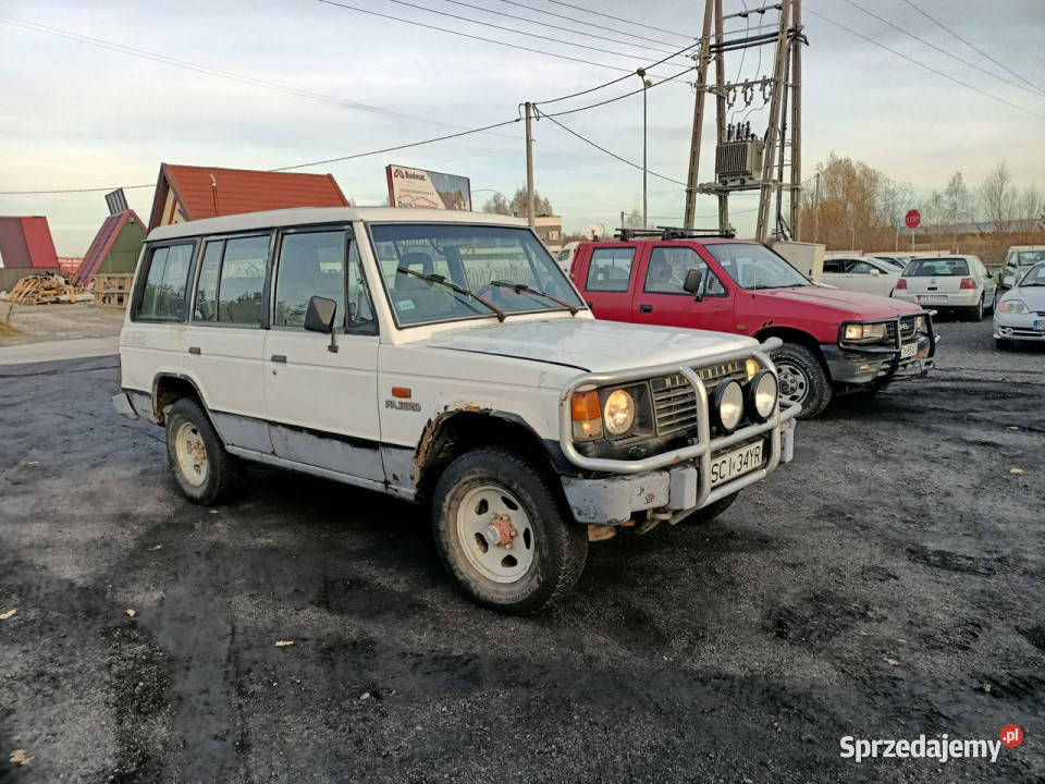 Mitsubishi Pajero Mitsubishi Pajero 25D 84 88r biały Motoryzacja Tarnów