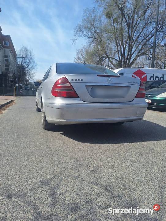 MercedesBenz Klasa E 200 benzyna 2004r Automatik Toruń