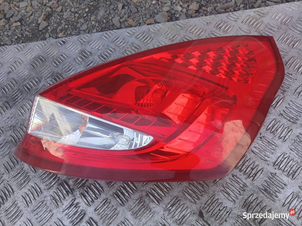 Lampa prawy tył Ford Fiesta Mk7 VII EU 5D HB prawe sprzedam