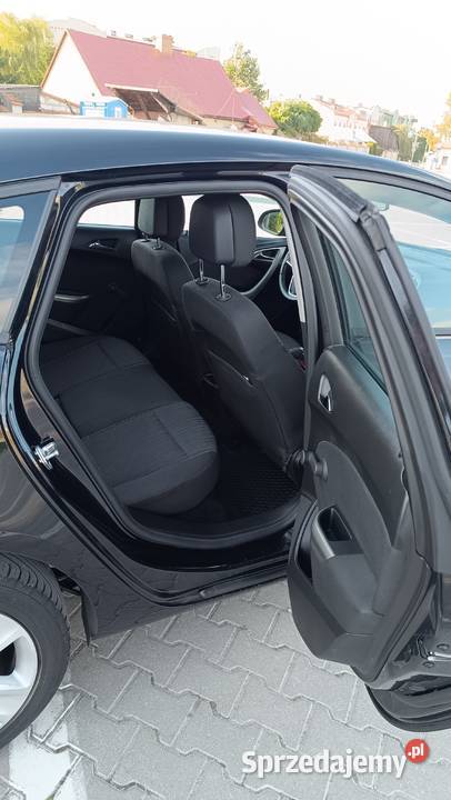 Opel astra 14 benzyna super stan pakiet zimowy Astra Łuków