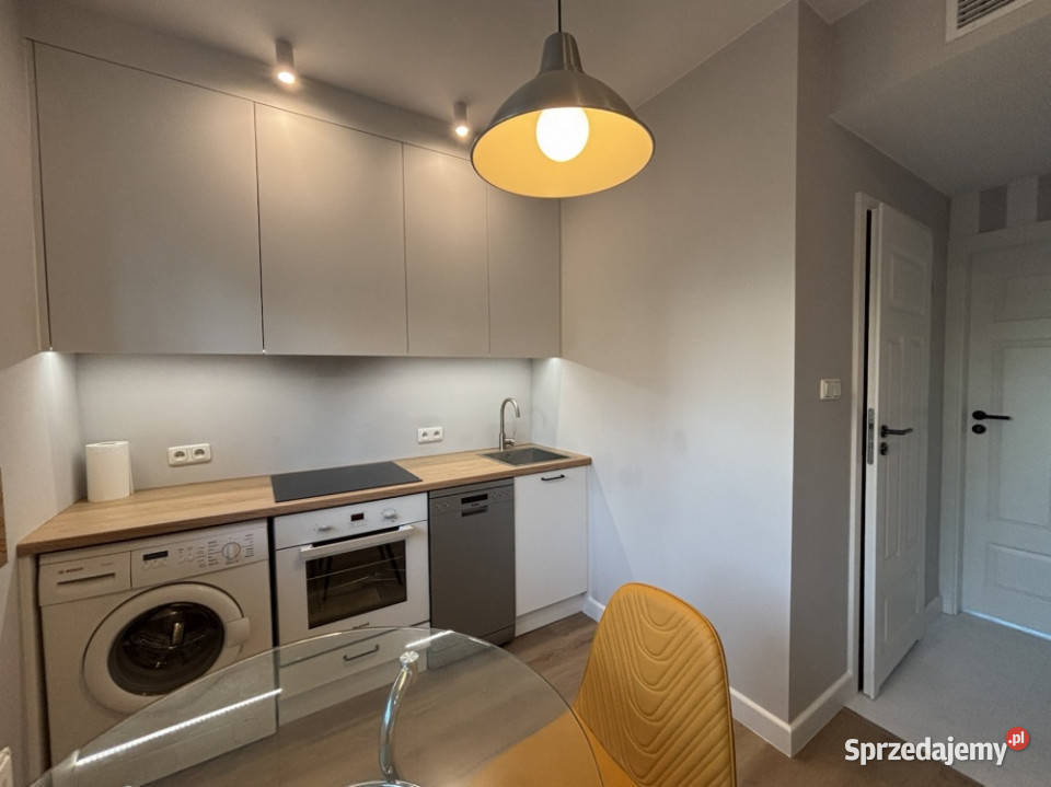 Dwupokojowe mieszkanie 46m2 z klimatyzacją Liczba pokoi 2 mazowieckie Warszawa