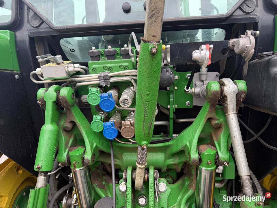 Ciągnik rolniczy John Deere 5085M 2015