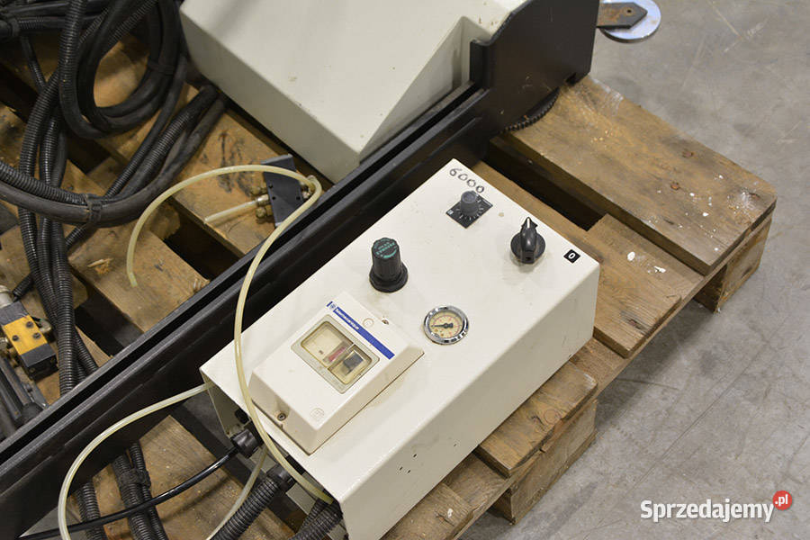 6588 PODAJNIK DO STRUGARKI CZTEROSTRONNEJ małopolskie Biertowice