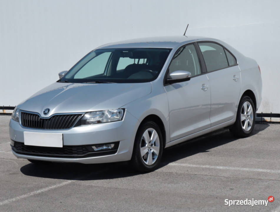 Skoda Rapid 10 TSI światła przeciwmgielne lubelskie
