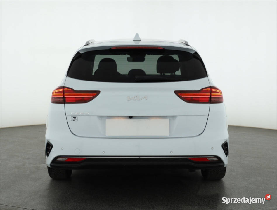 Kia Ceed 15 TGDI kamera cofania Piaseczno