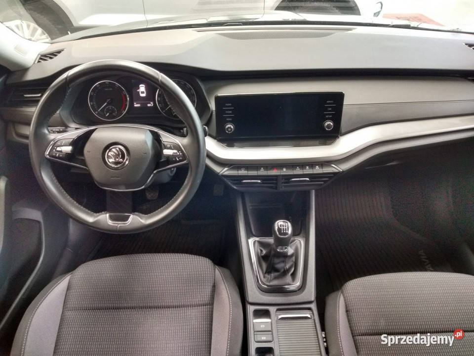 koda Octavia 15 TSI 150 ambition led czujniki Rok produkcji 2021 Tychy