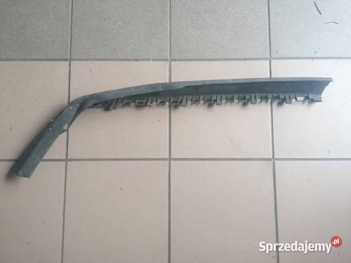 listwa dolna prawa 1H6805904 zderzak przód VW Piotrków Trybunalski