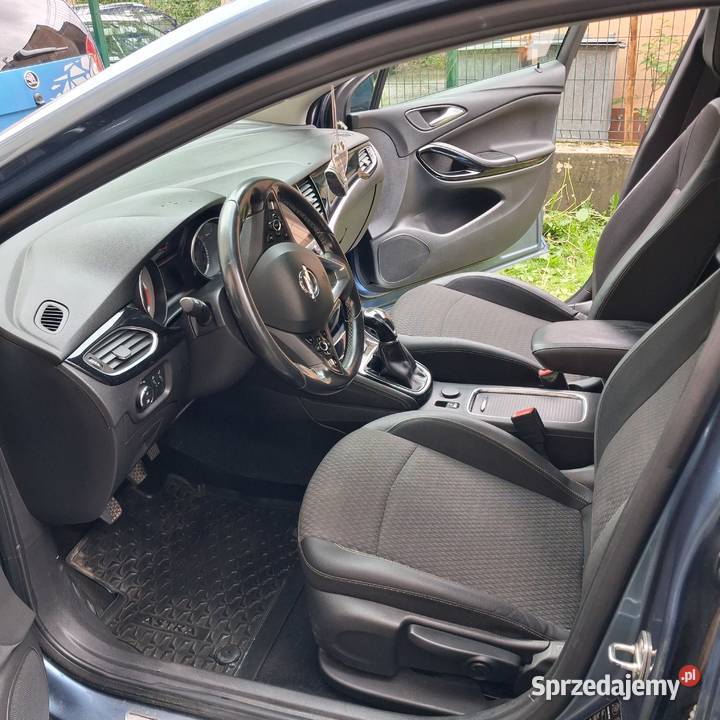 Opel Astra Sports Tourer 2017 16 CDTI 136 Rok produkcji 2017 Wisła