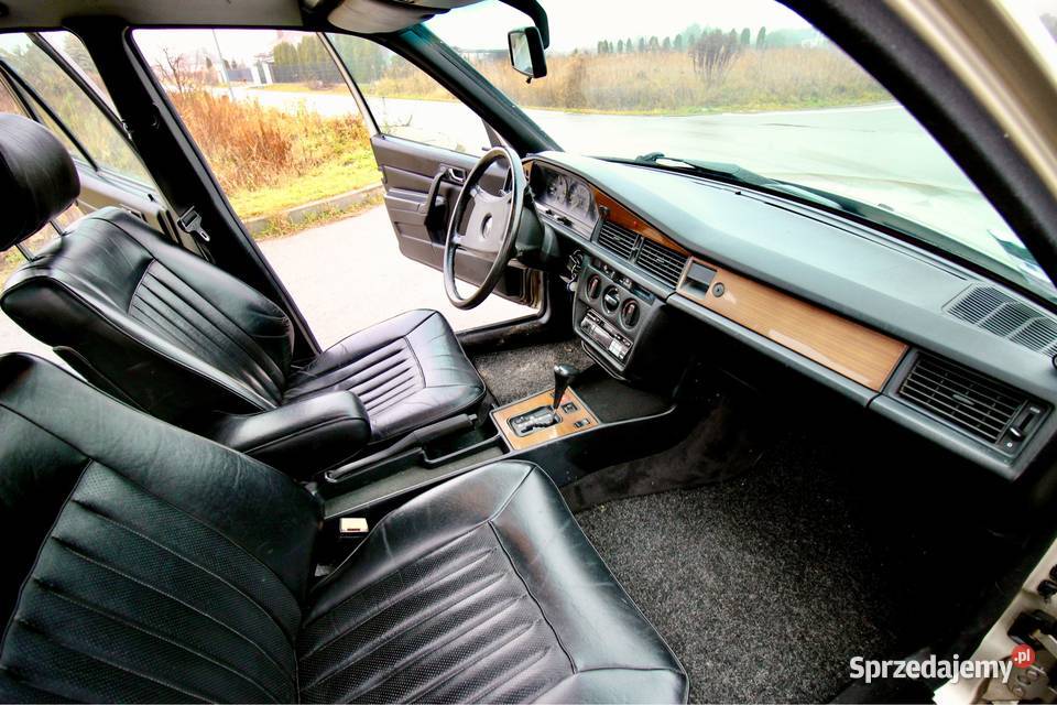 MercedesBenz 190 E 26 ASD Klima Automat Skóra 277km Kielce