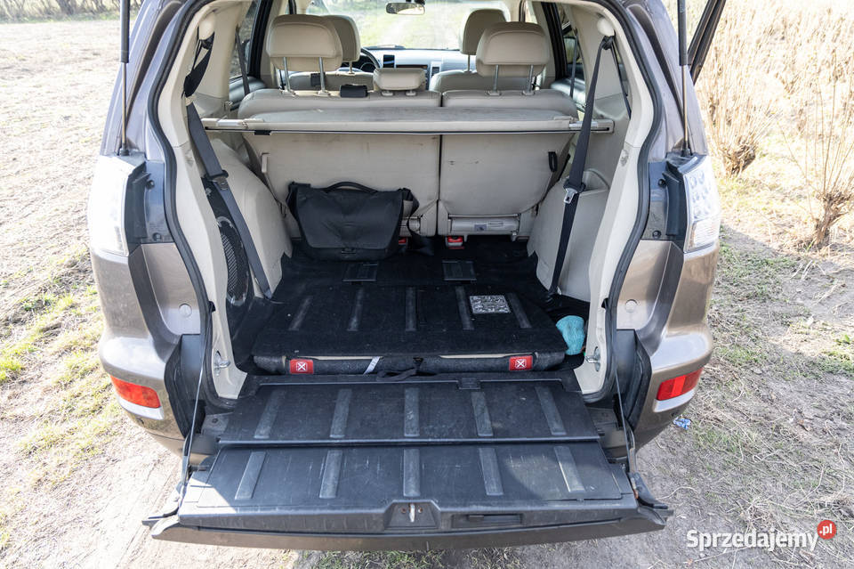 Mitsubishi Outlander 20 DiD 2010r pełne Outlander mazowieckie Warszawa