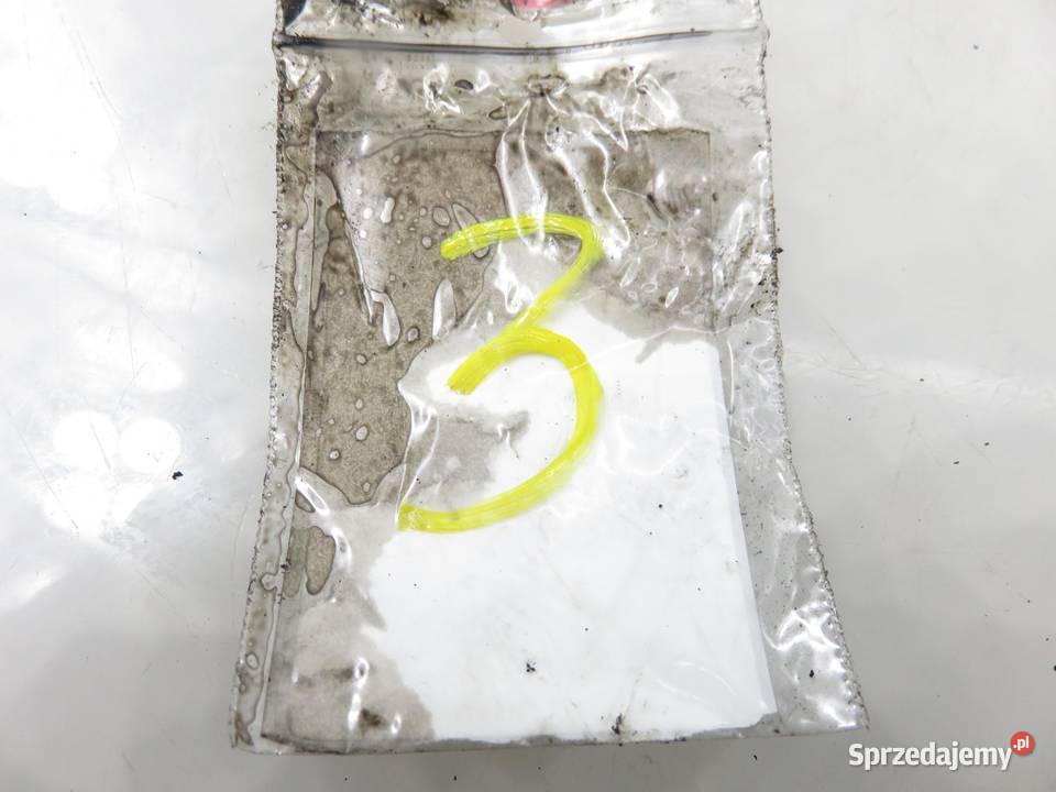 WTRYSKIWACZ TOYOTA YARIS I 14 D4D 0445110085