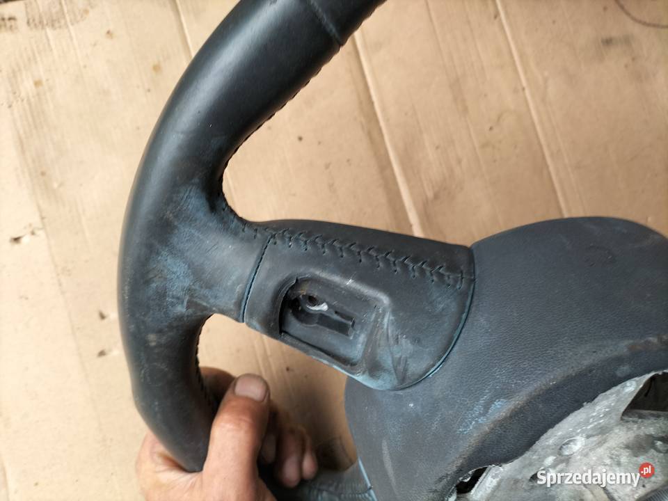 AUDI Q3 8U 8U0124B KIEROWNICA Kamień-Kolonia