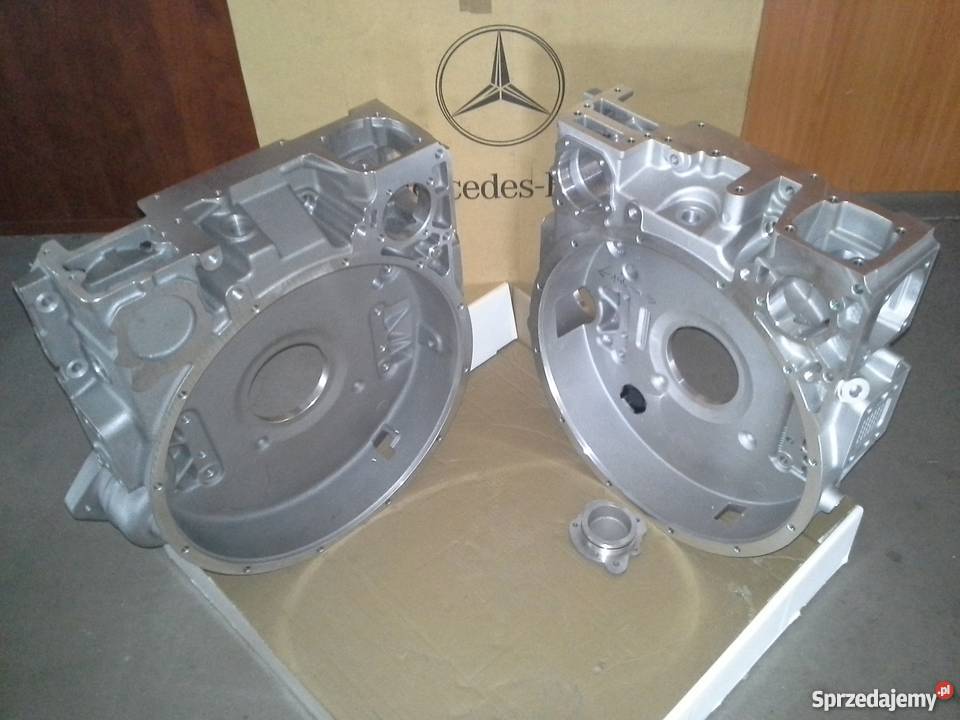 Obudowa ACTROS TOURISMO TRAVEGO SETRA DEMAG Części śląskie Częstochowa