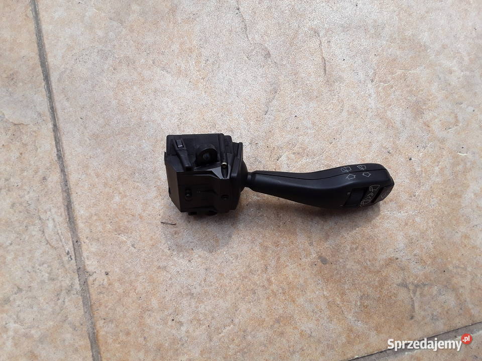 BMW E39 KOMBI PRZEŁĄCZNIK WYCIERACZEK nie śląskie Czyżowice