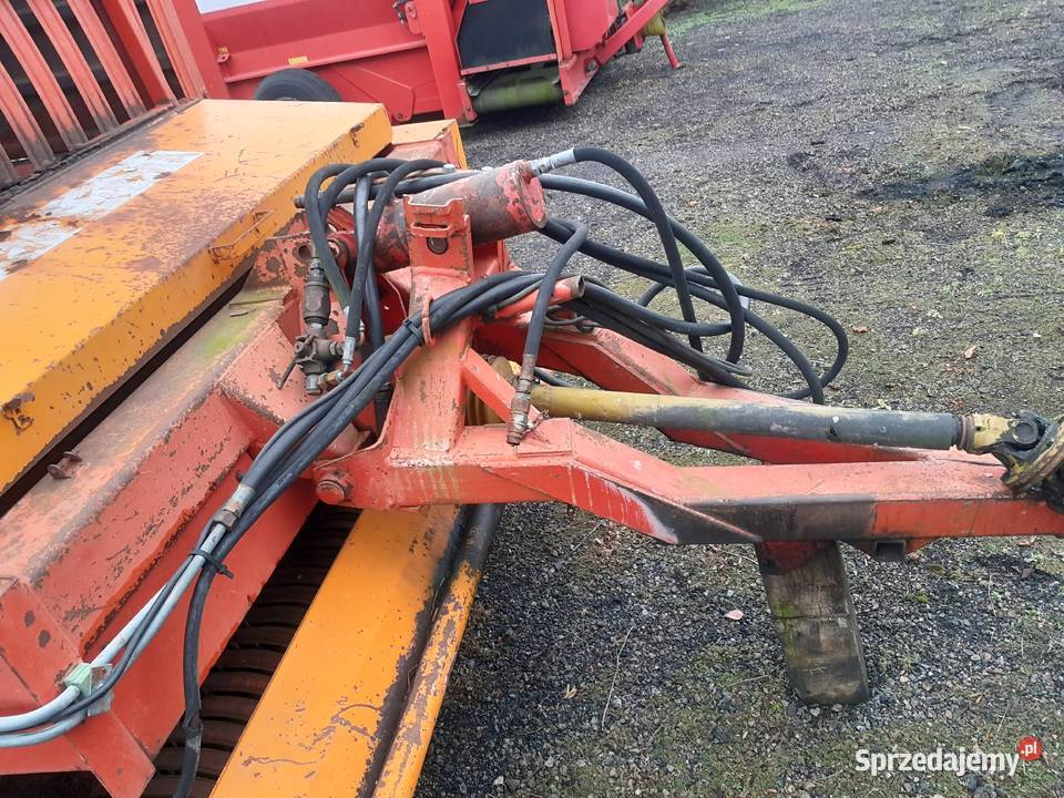 Przyczepa samozbierająca Miedema LR 550 Ryki