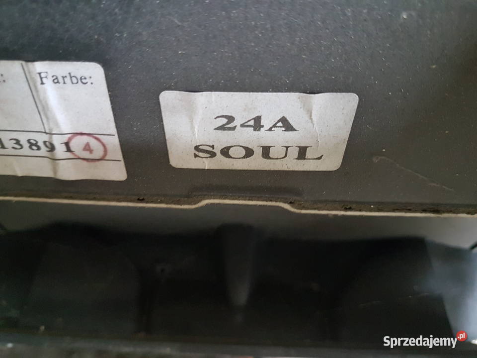 AUDI A8 D2 KONSOLA DESKA ROZDZIELCZA SOUL 24A wielkopolskie Turkowice