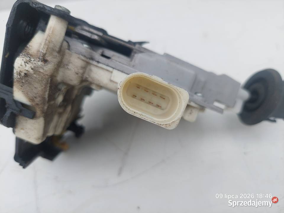 AUDI A8 D3 42 TDI 0510 ZAMEK DRZWI LEWY TYŁ Włoszczowa