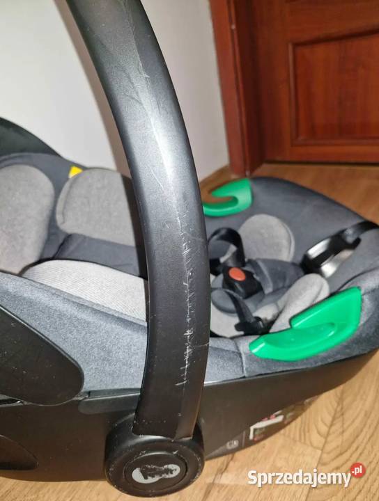 Fotelik samochodowy Kinderkraft 013 plus baza mazowieckie Łochów sprzedam