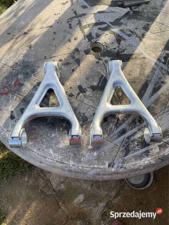 Wahacze gorne tyl audi a4 b5 quattro ocynk Małomice