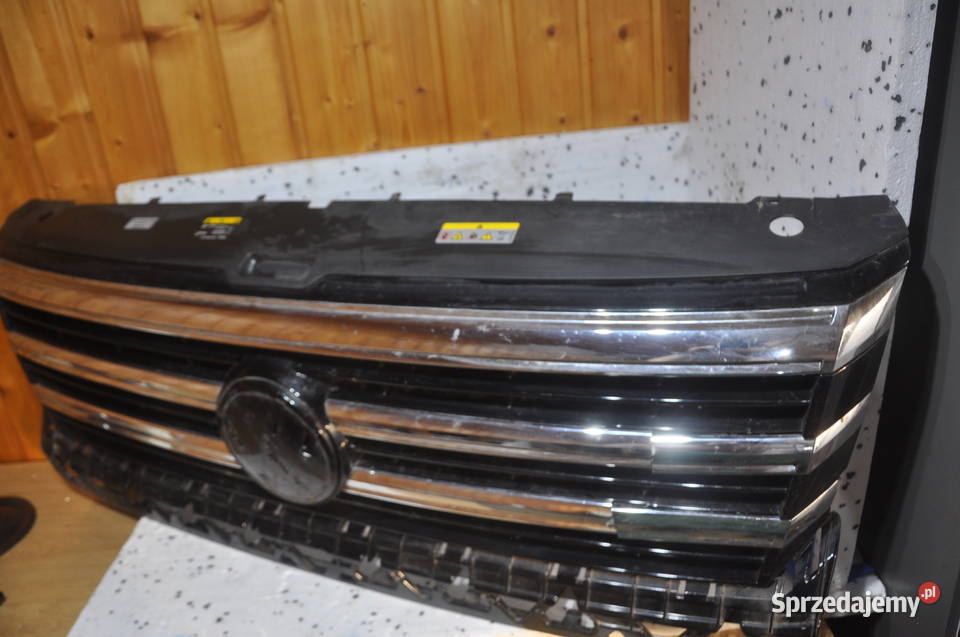 Volkswagen Crafter Maskownica Grill Atrapa chrom