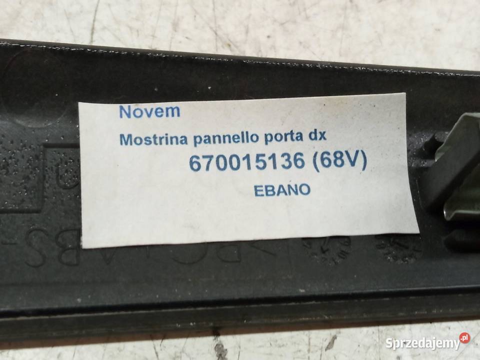 DEKOR LISTWA OZDOBNA PRAWY TYŁ BOCZKA DRZWI Deski rozdzielcze, konsole