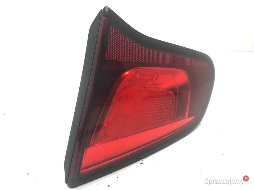 LAMPA TYŁ PRAWA WEWNĘTRZNA CITROEN C3 II