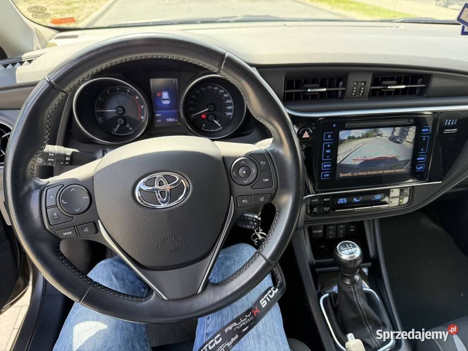 Toyota Auris 12 turbo przebieg 47 lubelskie Biała Podlaska