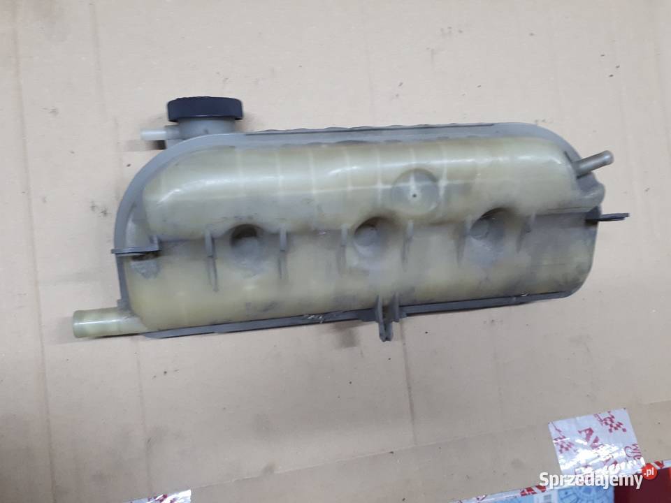 Zbiornik wyrównawczych Avensis T25 22 D4D Zbiorniki wyrównawcze Sandomierz