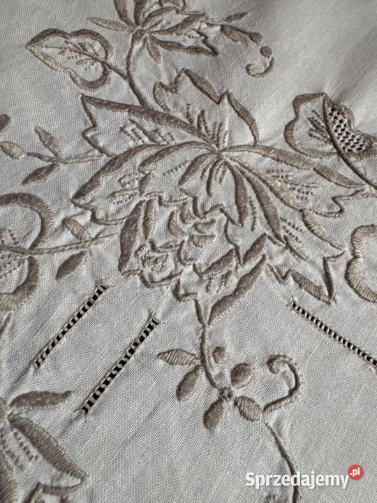 obrus szydełkowy haftowany rękodzieło Zabrze
