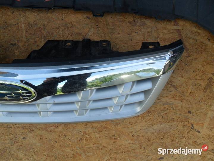 Zderzak przedni Subaru Forester 2008 Z atrapą