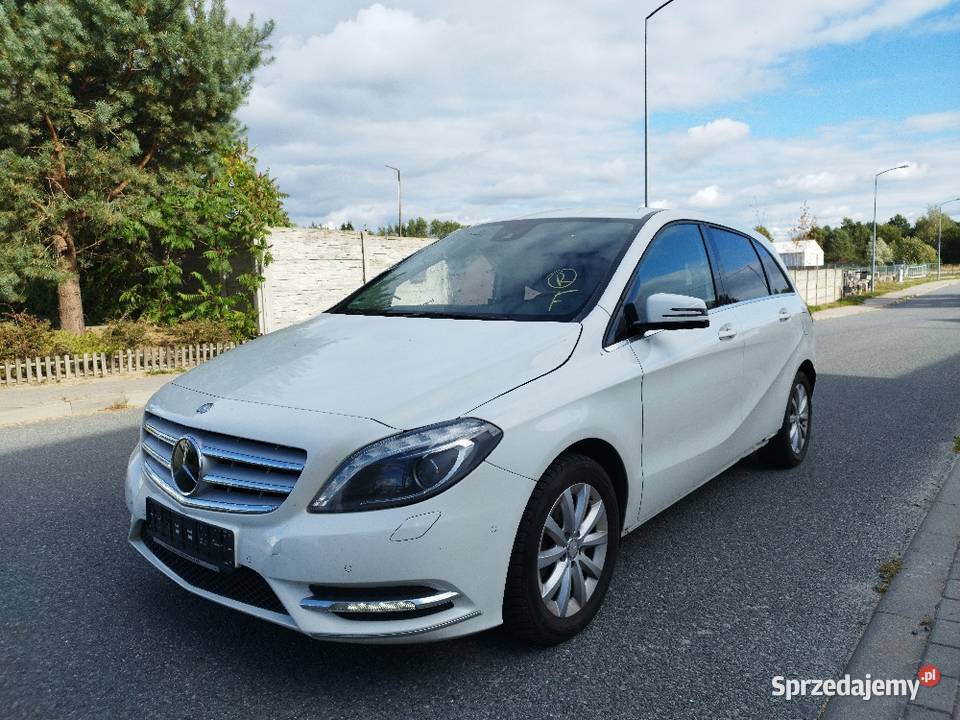 22CDI 170 Automat 119Tkm Xenon Navi z Niemiec biały
