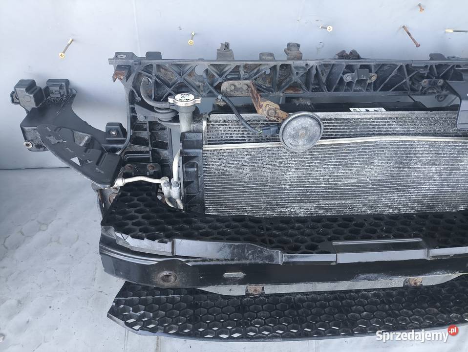 KIA SPORTAGE III 1015r PAS PRZEDNI WZMOCNIENIE osobowe Części samochodowe Radom