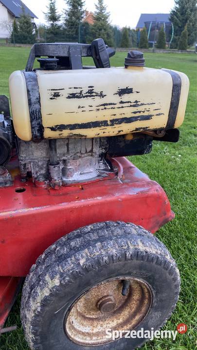 Traktorek do koszenia trawy Kluczbork