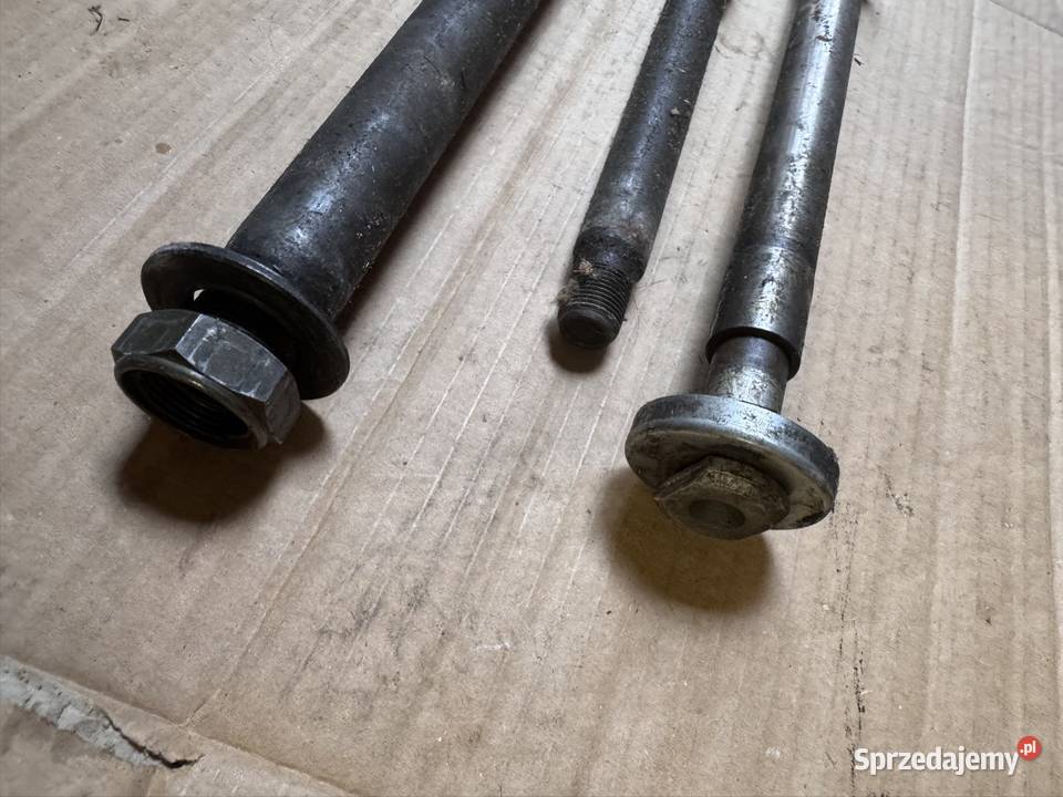 Oś Przednia Tylna Wahacza Yamaha FZ6 S1 S2 Fazer