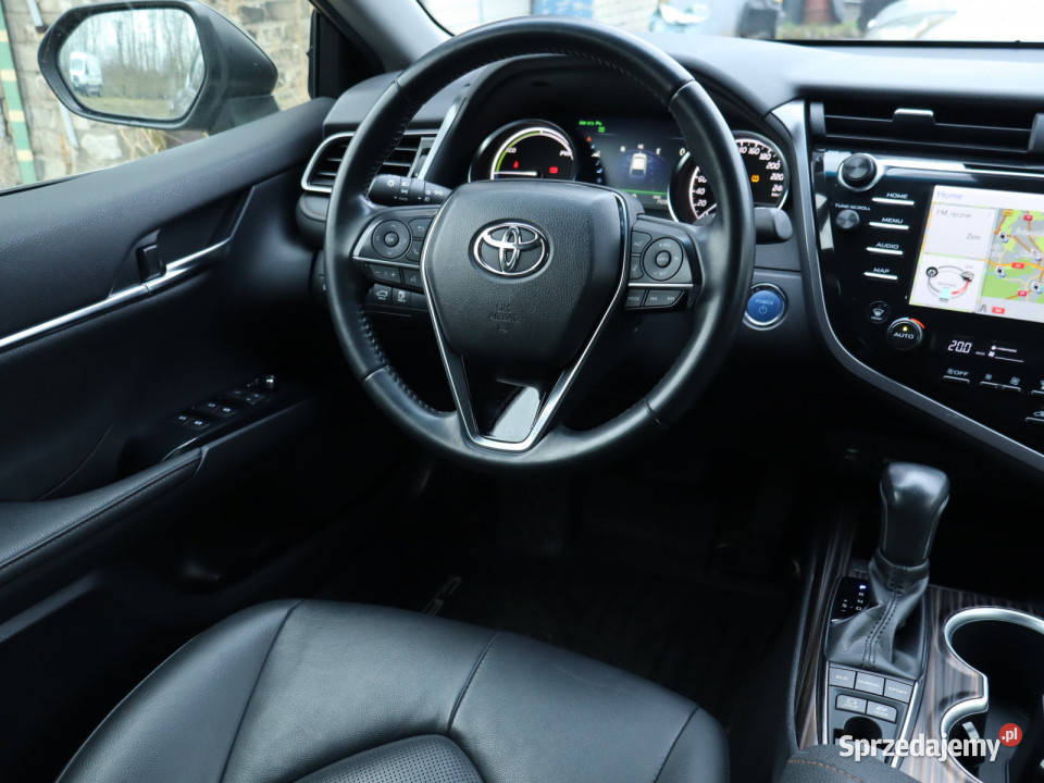 Toyota Camry 25 Hybrid Katowice