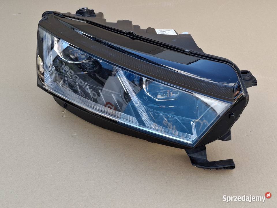 SKODA OCTAVIA IV 4 REFLEKTOR PRAWY LAMPA PRAWA sprzedam