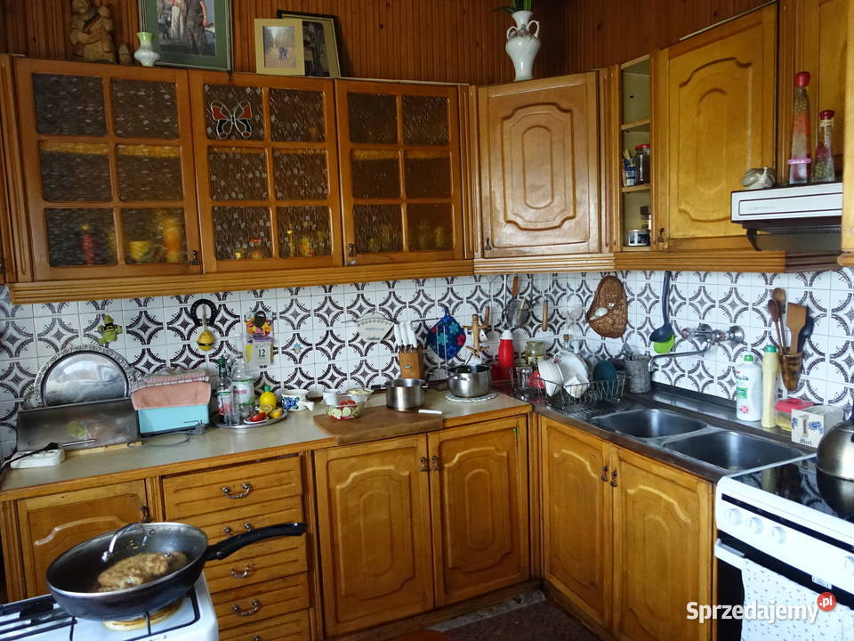 Sprzedam dom mieszkalny w Końskich ulicy Piwnika Nieruchomości świętokrzyskie Końskie