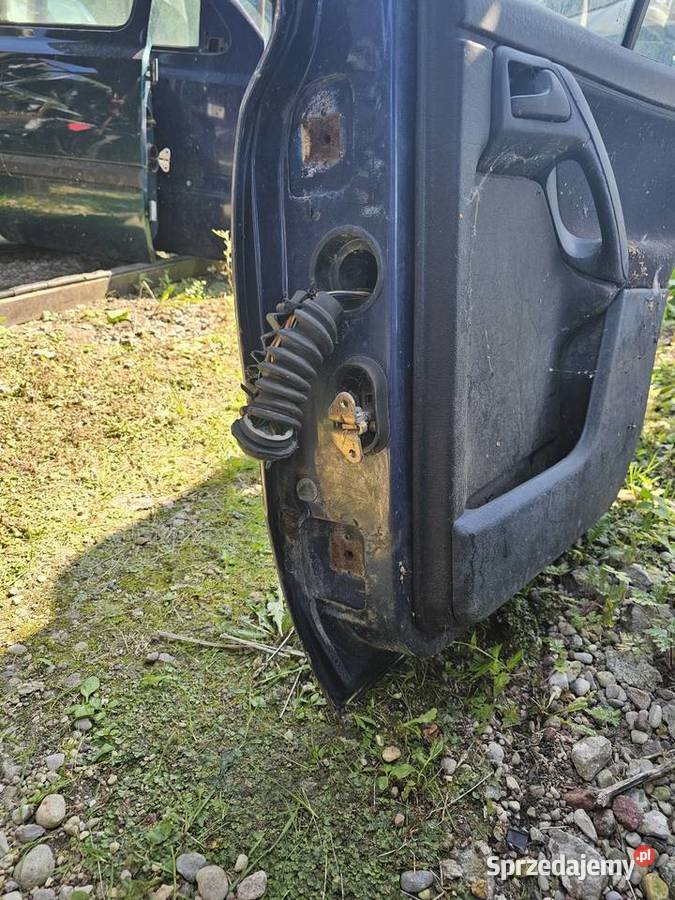Dzwi golf 3 prawy tył Polesie