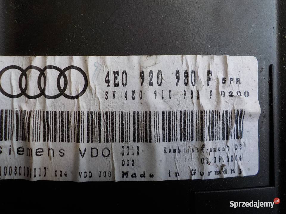 AUDI A8 D3 40 TDI 05r licznik zegary 4E0920980F