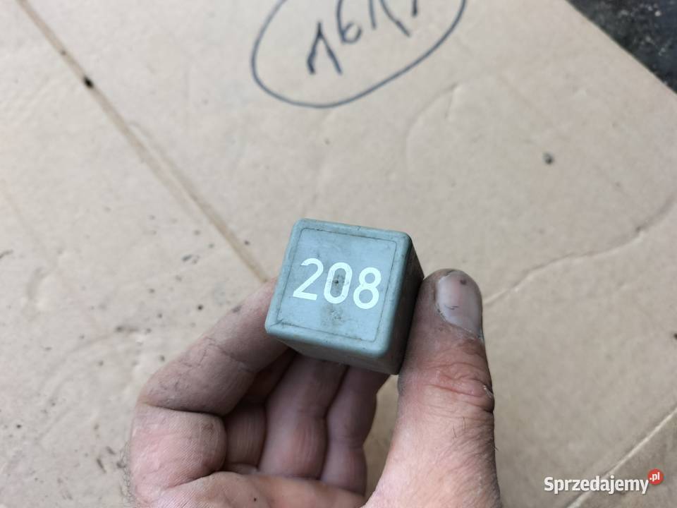 PRZEKAŹNIK AUDI VW 208 8A0951253B Przekaźniki