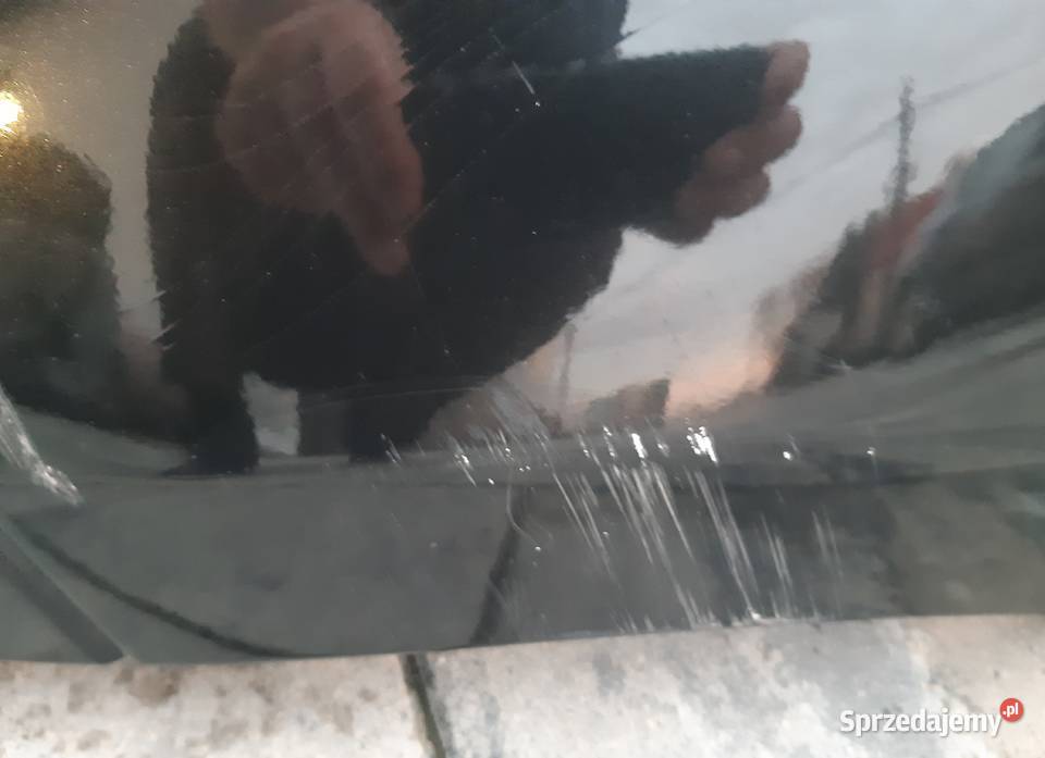 Zderzak Dacia Sandero 2013 t y ł Radłów