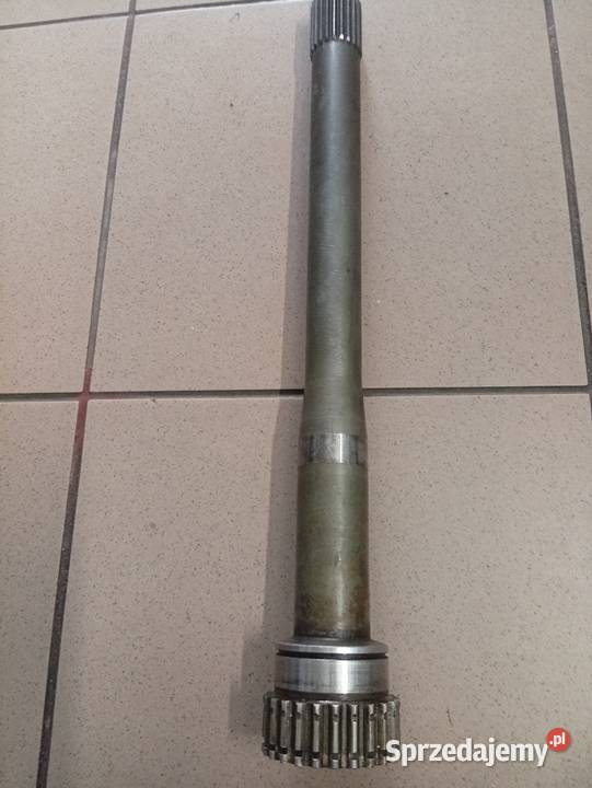 Wałek sprzęgłowy C385 Płock